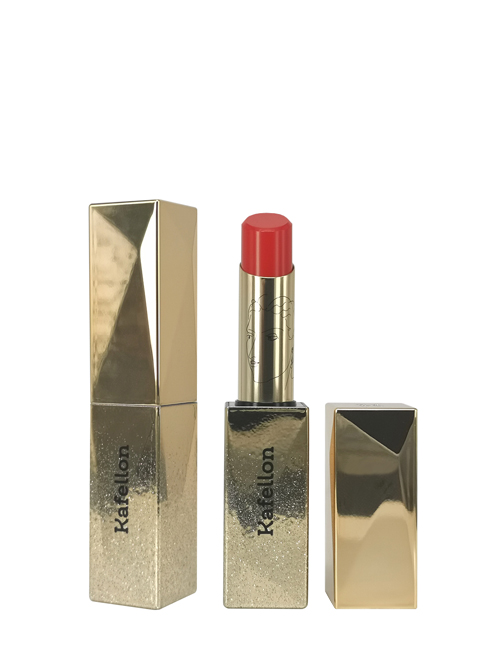 Carlsan Kafellon lipstick